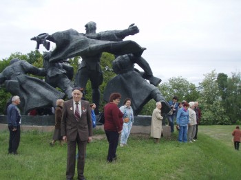Члени УСВЖН вшанували пам’ять загиблих на Букринському плацдармі
