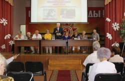 Голова Міжнародної спілки колишніх малолітніх в’язнів фашизму, член - кореспондент Російської академії наук Махутов М.А.