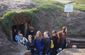 Учасники проектів в бліндажі генерала М. Ф. Ватутіна