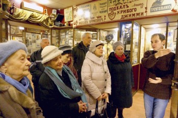 На фото: учасники проекту в столичному Музеї Однієї Вулиці