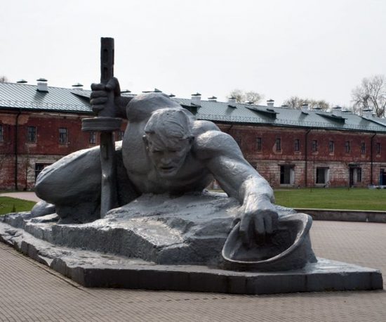 Крепость - герой Брест
